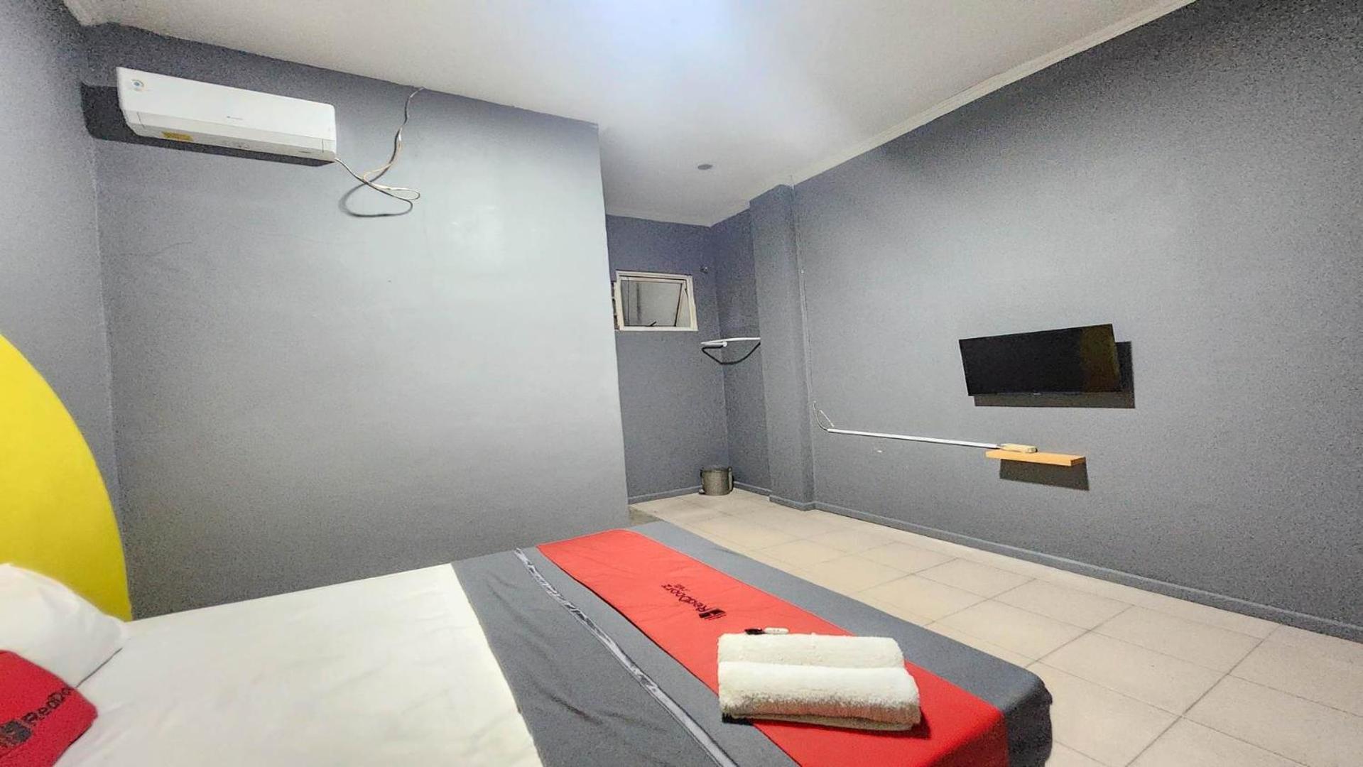 Hotel Bimo Sakti By San Giacarta Esterno foto